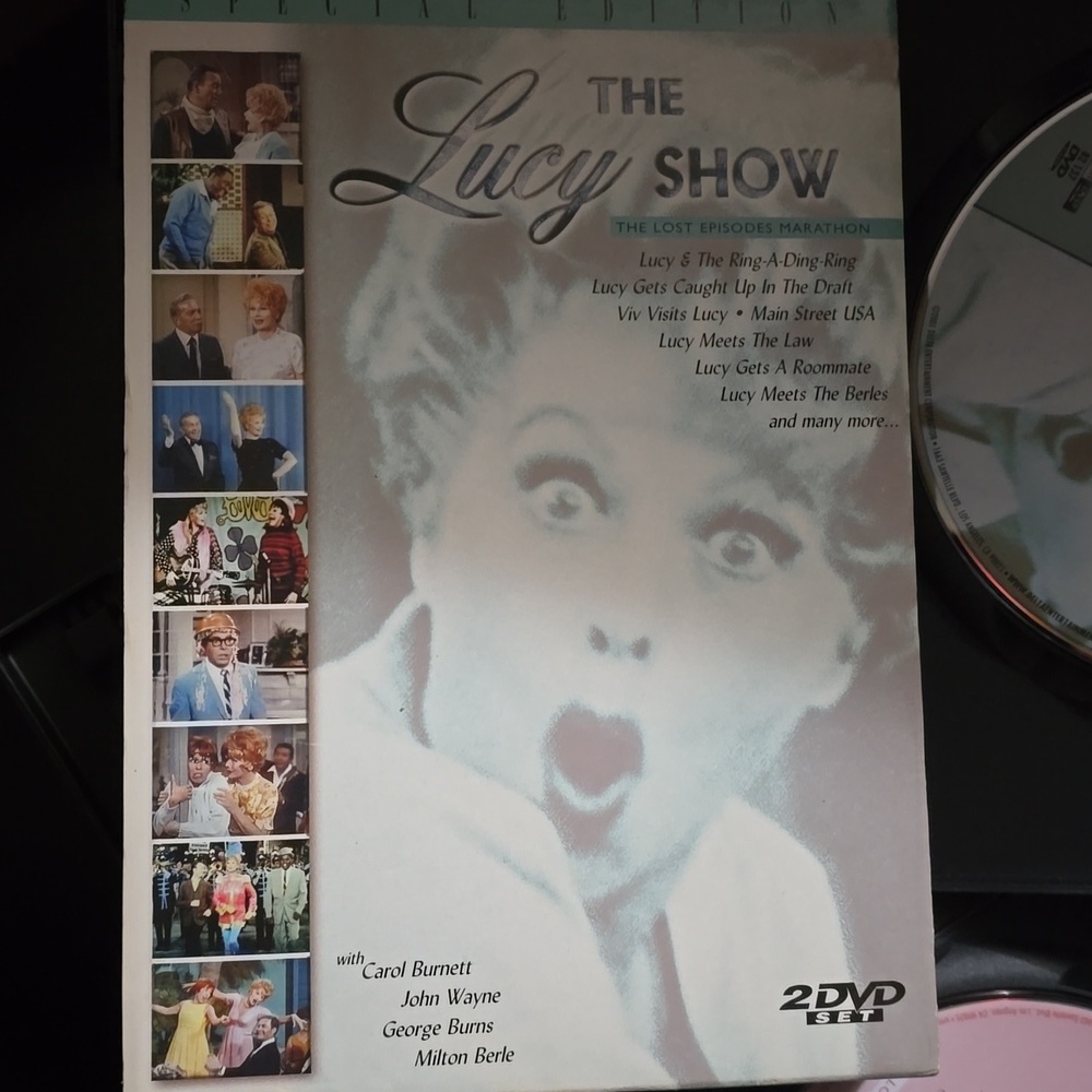 The Lucy Show Two DVD Collection 2-disc Fun Family Show - Picture 5 of 5